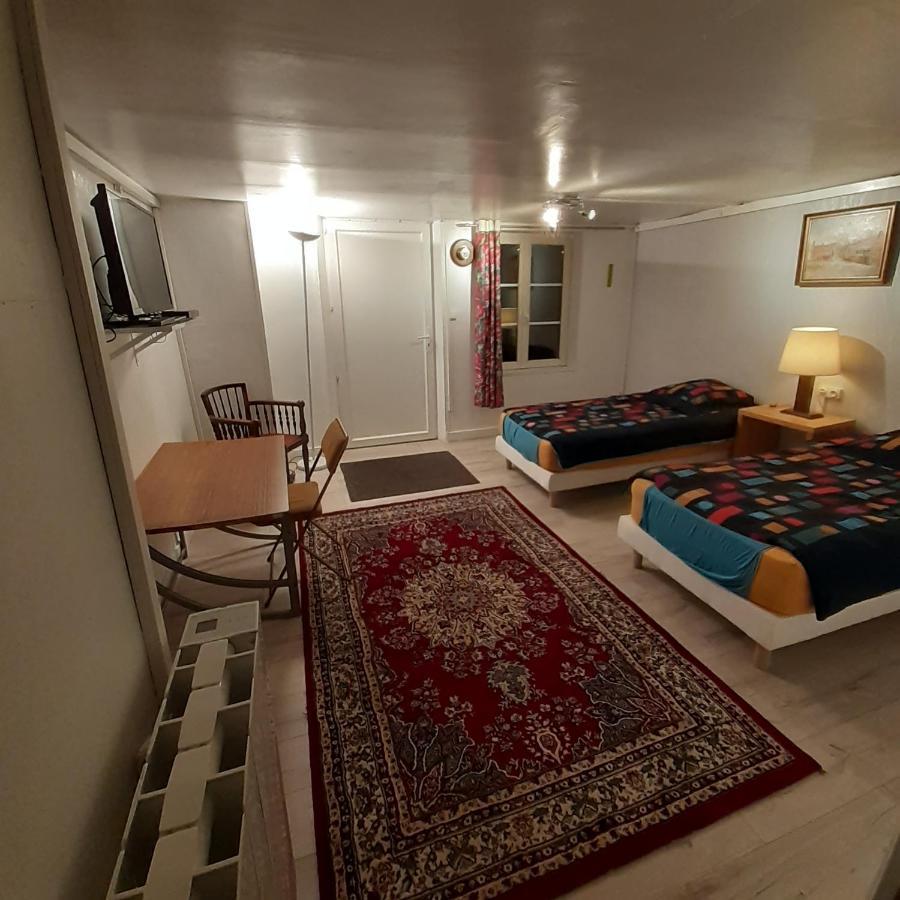 Chambres D'Hotes Gobillon Maintenon Exteriér fotografie